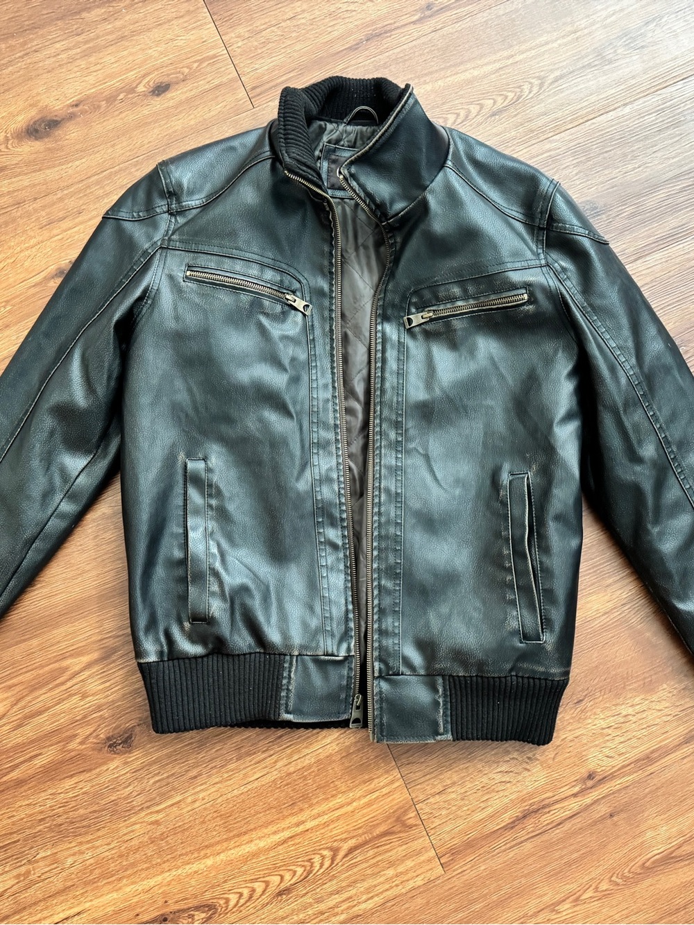 Guess Medium Black Oversized Distressed Leather Jacket Vintage